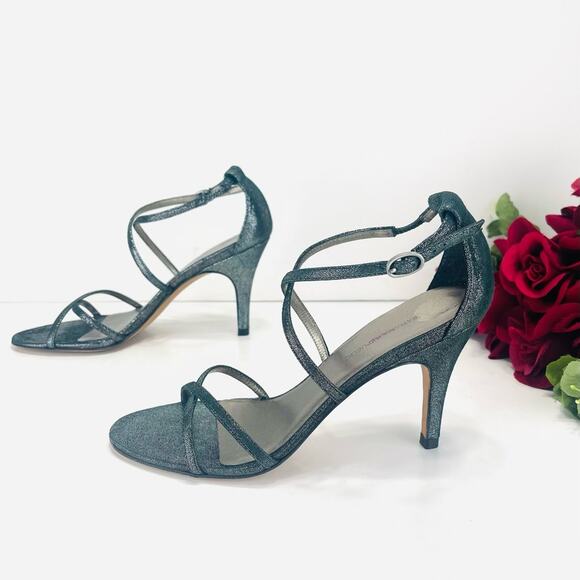 Banana Republic High Heel Sandal Sz 6 Silver 100% Leather Strappy Buckle Closure - Picture 3 of 16